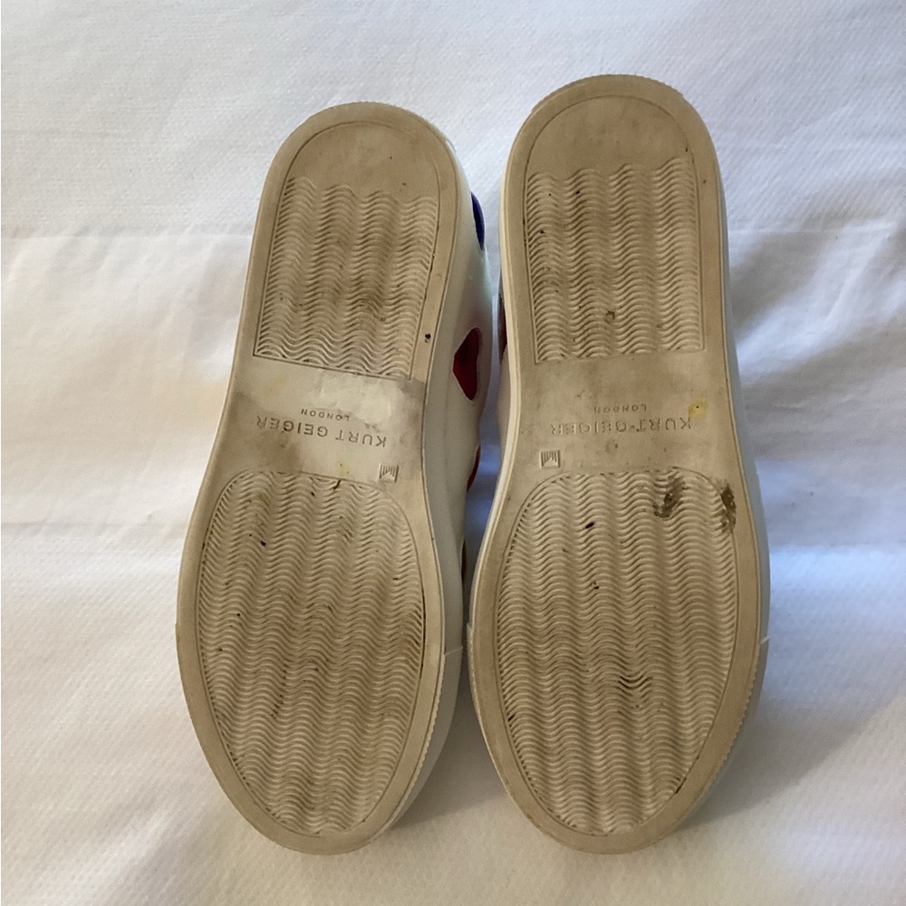 KURT GEIGER LONDON Lane Love Low Top Sneakers - Picture 9 of 12